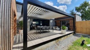 Speedy Bioklimatik Balkon Otomatik Tente